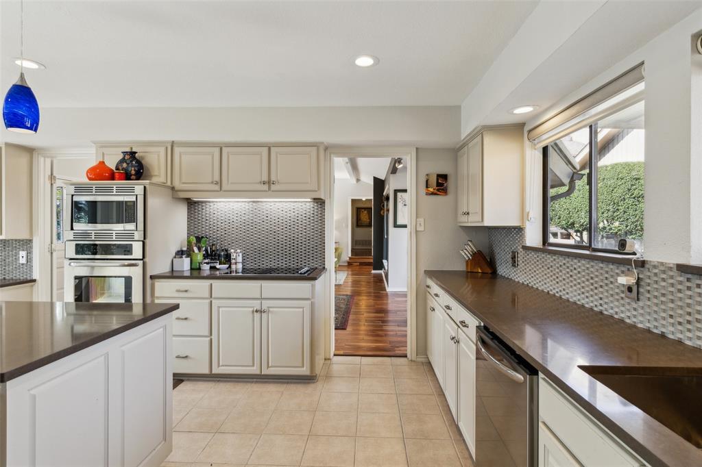 1207 Middlebrook Place Dallas, TX 75208 - Photo 15 of 40