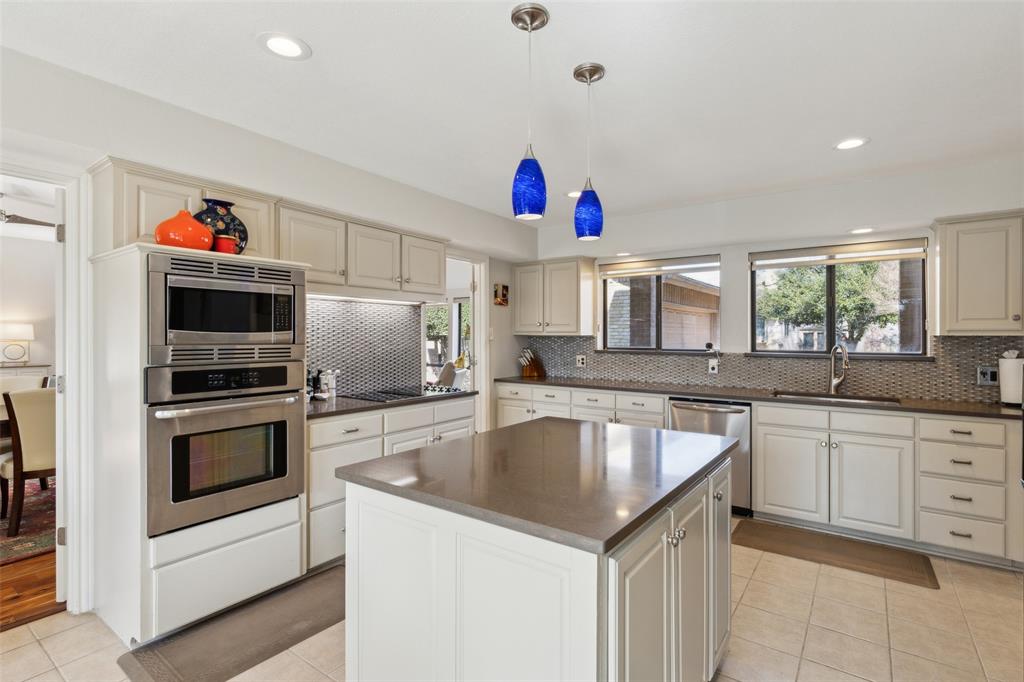 1207 Middlebrook Place Dallas, TX 75208 - Photo 16 of 40