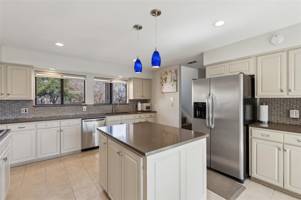 1207 Middlebrook Place Dallas, TX 75208 - Photo 17 of 40