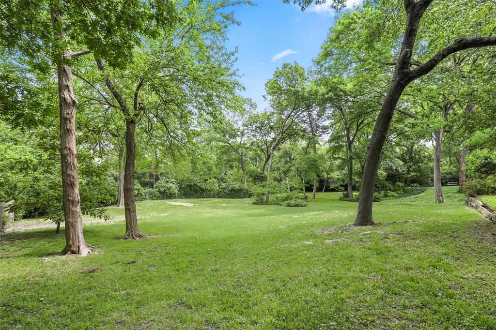 1207 Middlebrook Place Dallas, TX 75208 - Photo 38 of 40