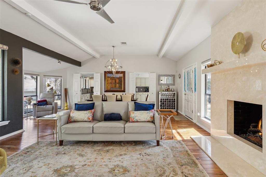 1207 Middlebrook Place Dallas, TX 75208 - Photo 8 of 40