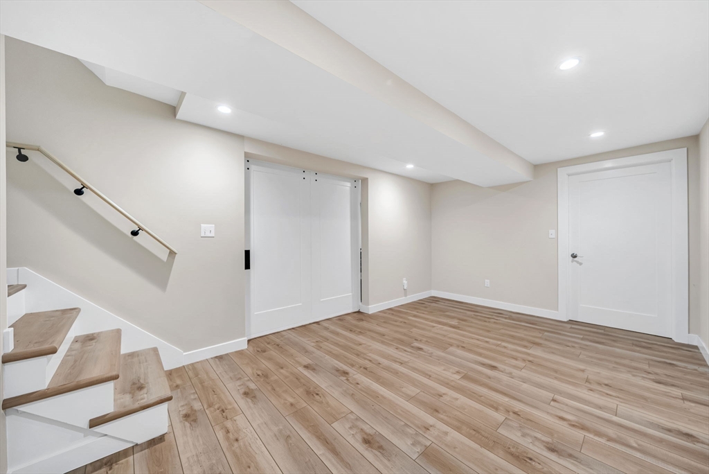 89 Rolling Lane Needham, MA 02492 - Photo 21 of 33