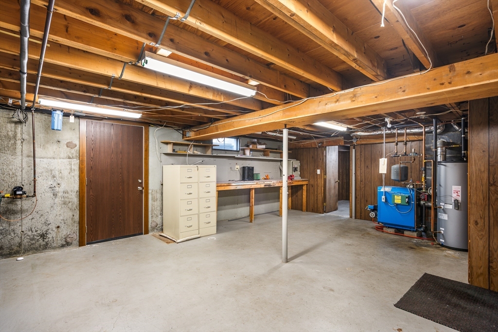 9 Sandra Road Easthampton, MA 01027 - Photo 34 of 42