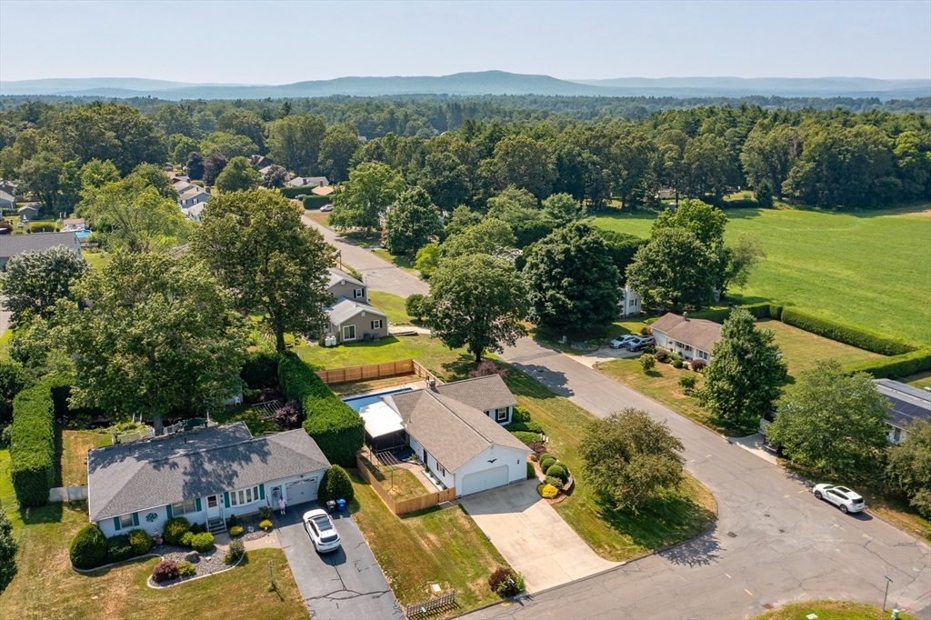 9 Sandra Road Easthampton, MA 01027 - Photo 40 of 42