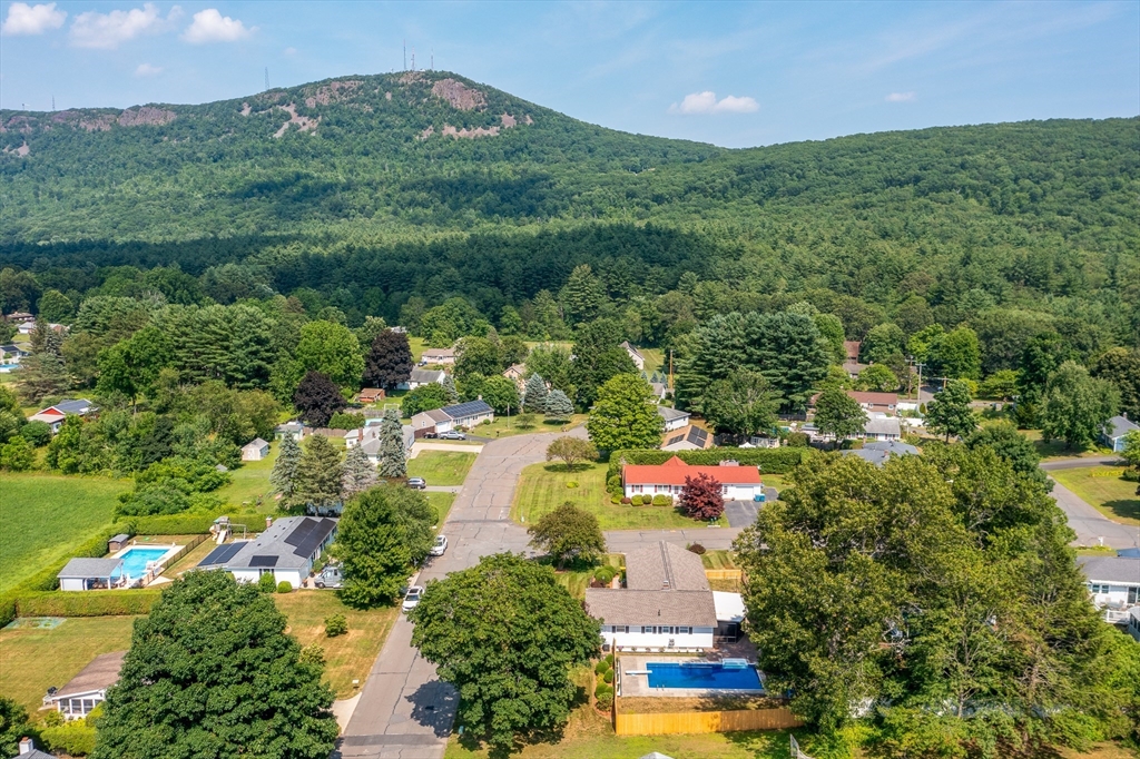 9 Sandra Road Easthampton, MA 01027 - Photo 42 of 42