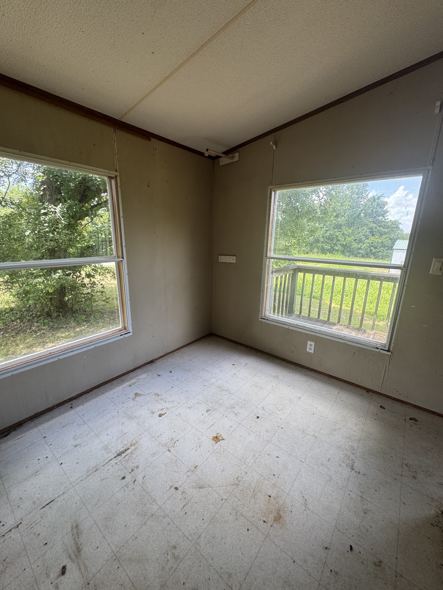 286 Ed Mitchell Road Cerulean, KY 42215 - Photo 12 of 14