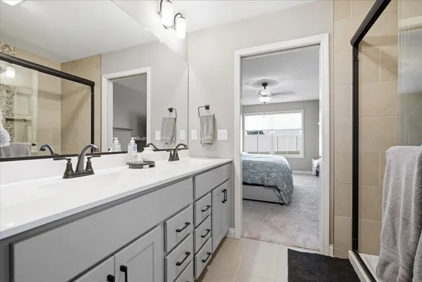 $425,000 | 6 Bucktown Court, Bloomington, IL 61705