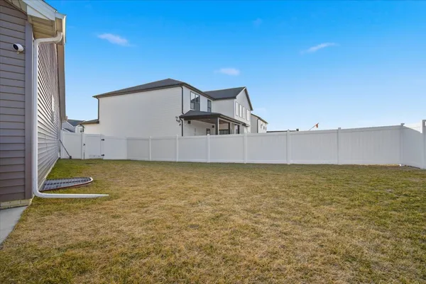 $425,000 | 6 Bucktown Court, Bloomington, IL 61705