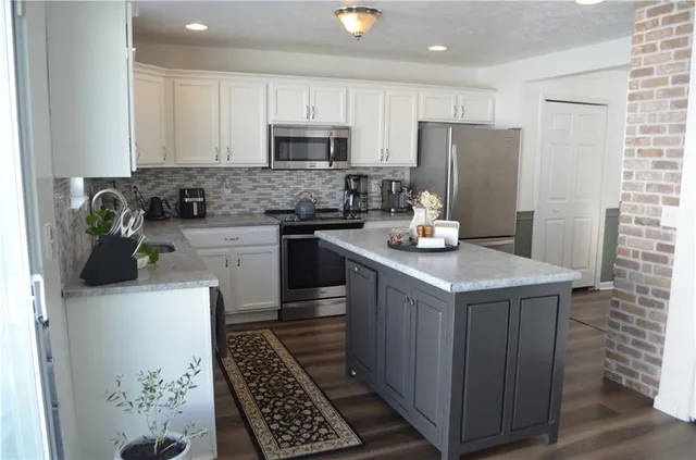 $374,900 | 515 Galileo Drive, Rostraver Township, PA 15012