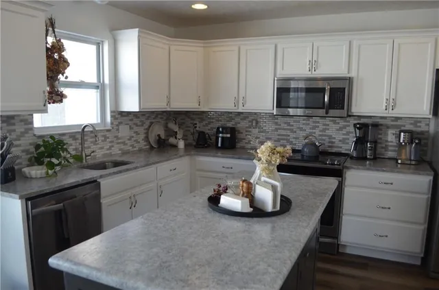 $374,900 | 515 Galileo Drive, Rostraver Township, PA 15012