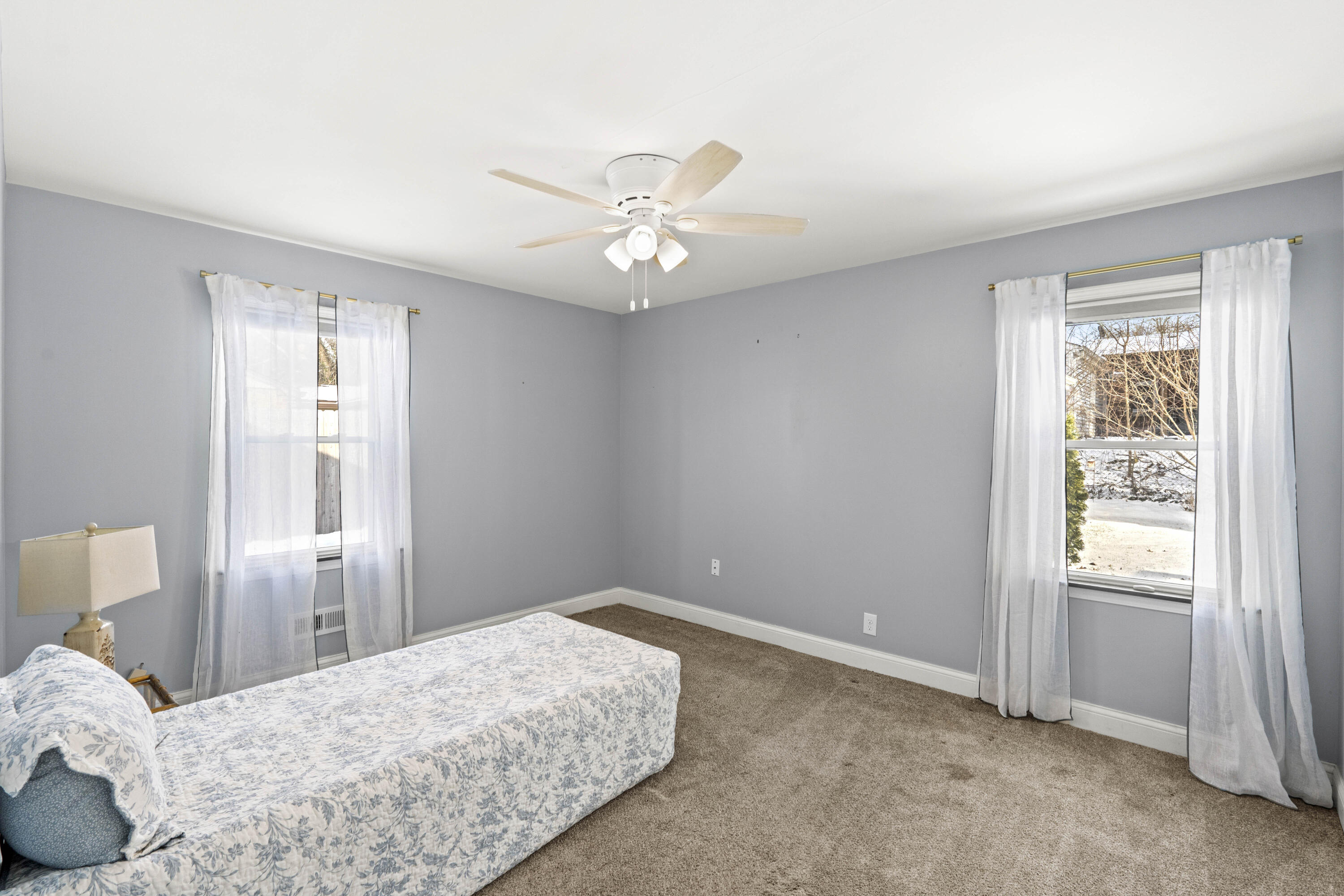 726 Yellowstone Road Valparaiso, IN 46385 - Photo 10 of 14 3000x2000