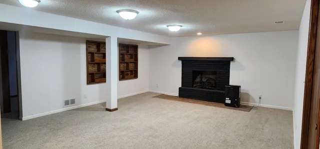 $3,200 | 6115 Colfax Lane South, Minneapolis, MN 55419