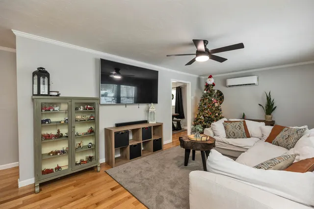 $485,000 | 412 Deerpath Lane, Pembroke, NH 03275