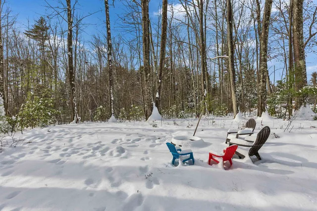 $485,000 | 412 Deerpath Lane, Pembroke, NH 03275