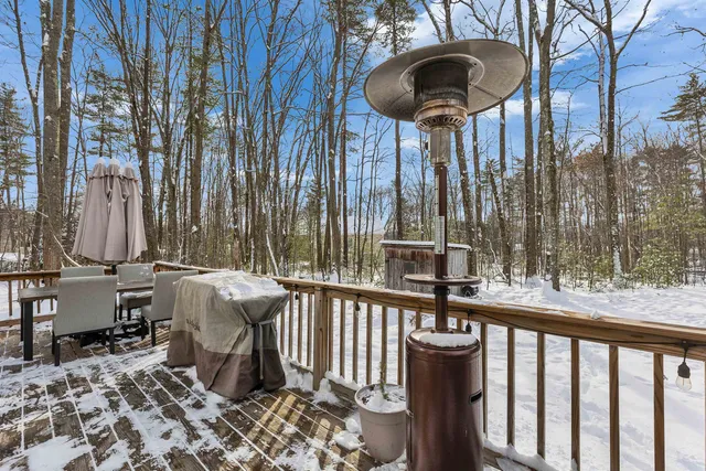 $485,000 | 412 Deerpath Lane, Pembroke, NH 03275