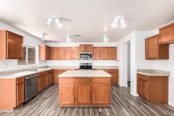 $399,900 | 1272 West Pinkley Avenue, Coolidge, AZ 85128