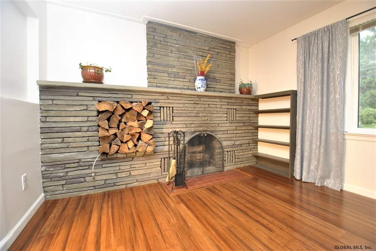 98 Osborne Road Colonie, NY 12205 - Photo 13 of 33 Photo 13