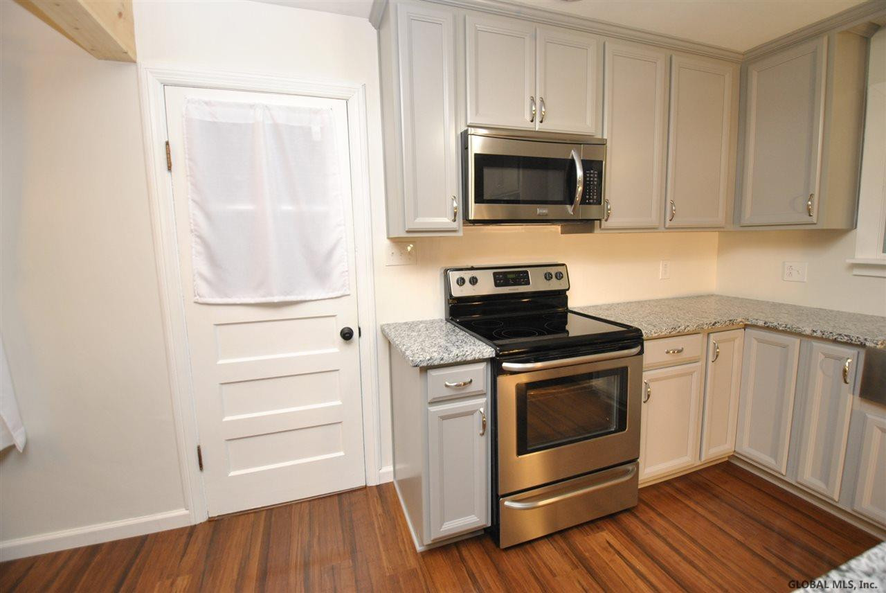 98 Osborne Road Colonie, NY 12205 - Photo 19 of 33 Photo 19