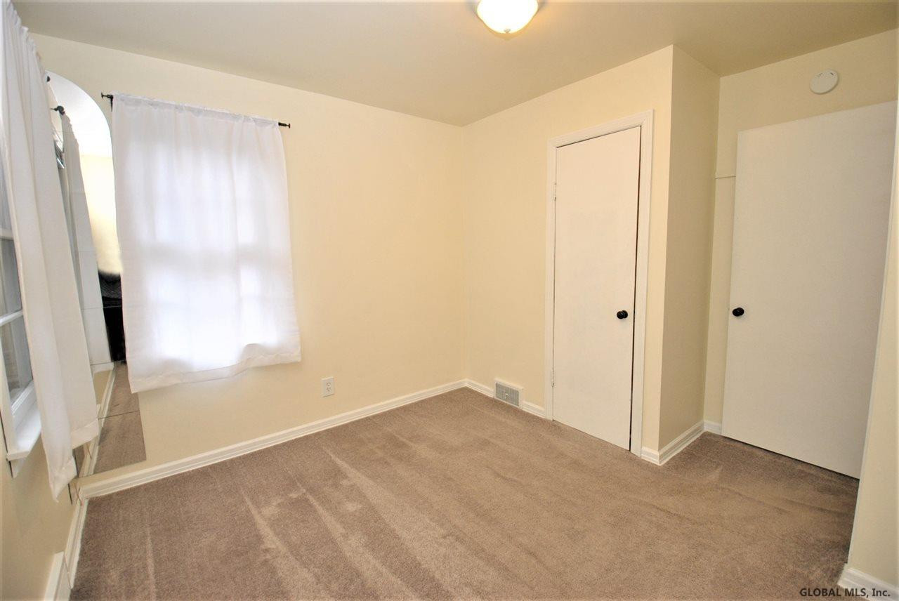 98 Osborne Road Colonie, NY 12205 - Photo 27 of 33 Photo 27