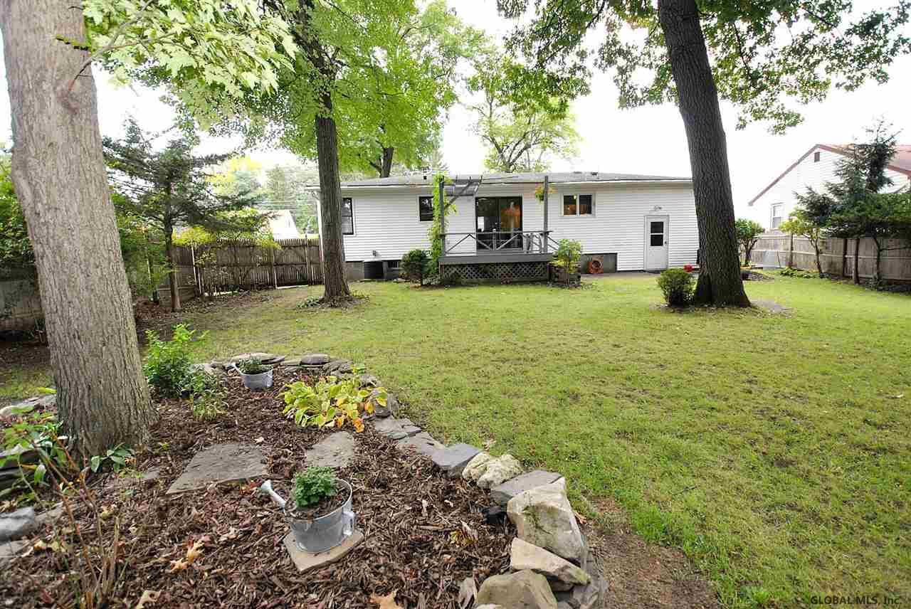 98 Osborne Road Colonie, NY 12205 - Photo 3 of 33 Photo 3