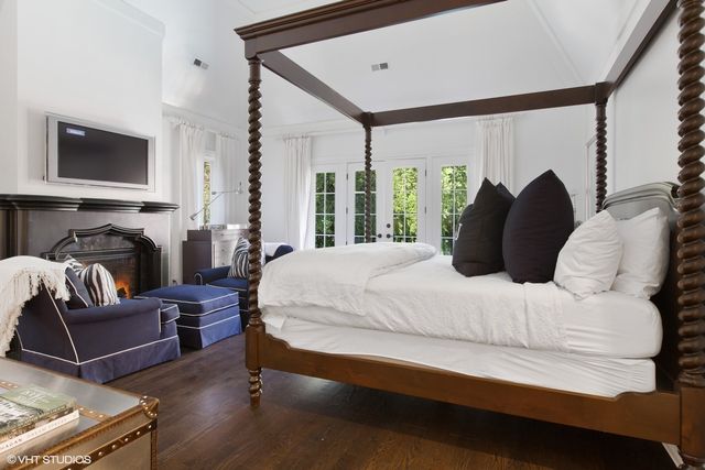 $1,935,763 | 265 Hawthorn Avenue, Glencoe, IL 60022