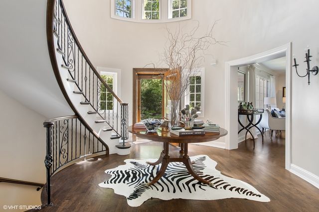 $1,935,763 | 265 Hawthorn Avenue, Glencoe, IL 60022