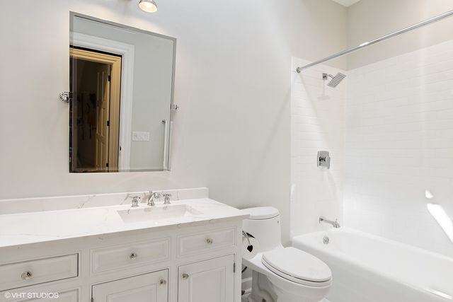 $1,935,763 | 265 Hawthorn Avenue, Glencoe, IL 60022