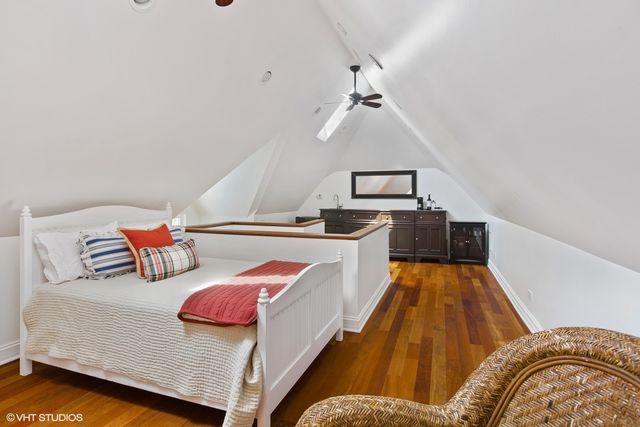 $1,935,763 | 265 Hawthorn Avenue, Glencoe, IL 60022