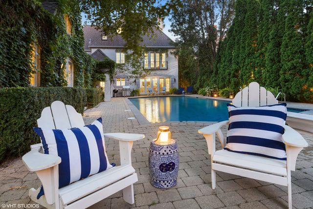 $1,935,763 | 265 Hawthorn Avenue, Glencoe, IL 60022