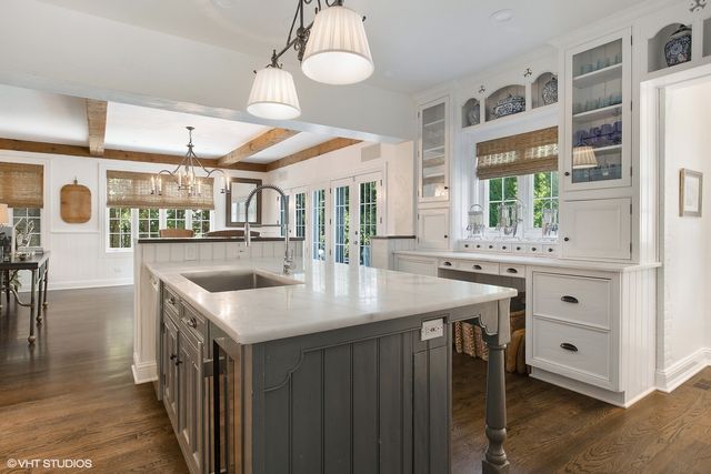 $1,935,763 | 265 Hawthorn Avenue, Glencoe, IL 60022