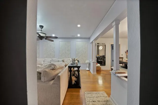 $330,000 | 2510 West Jefferson Boulevard, Dallas, TX 75211