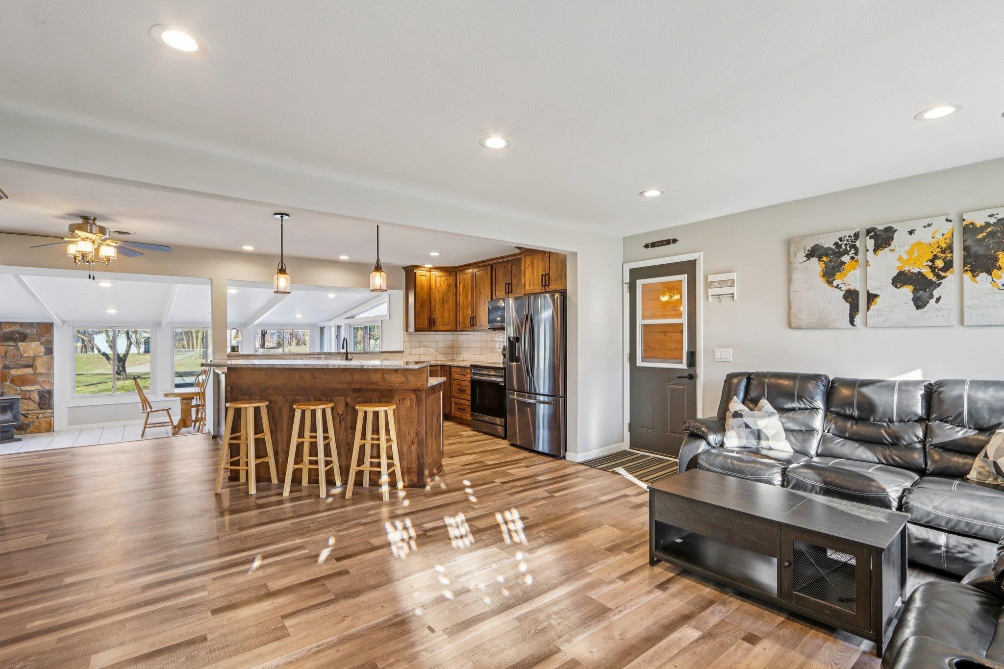 S9061 Meadowdale Road Prairie du Sac, WI 53578 - Photo 5 of 71