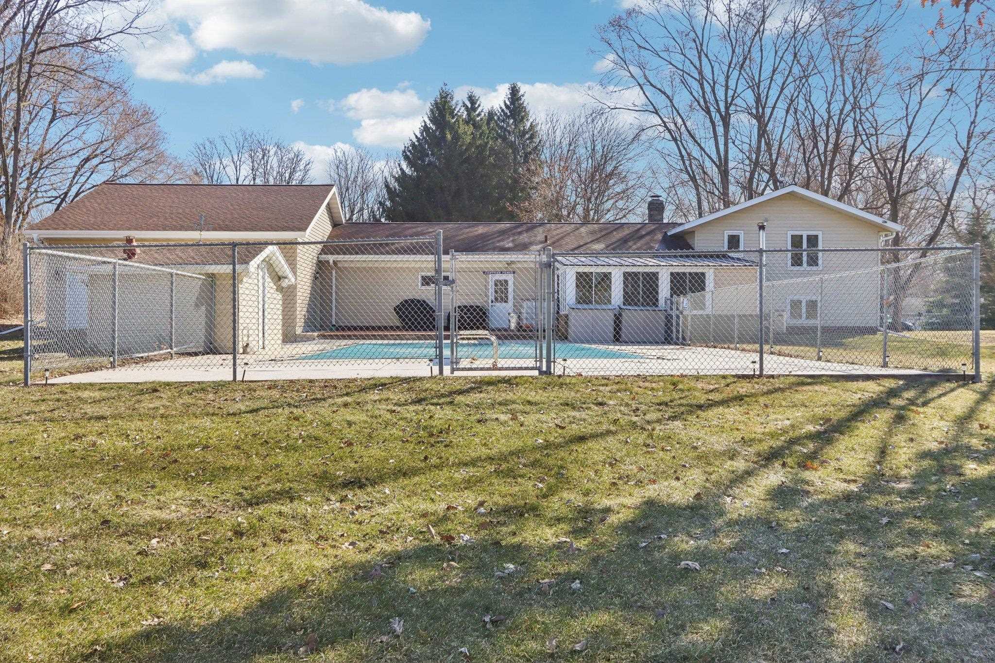 S9061 Meadowdale Road Prairie du Sac, WI 53578 - Photo 53 of 71