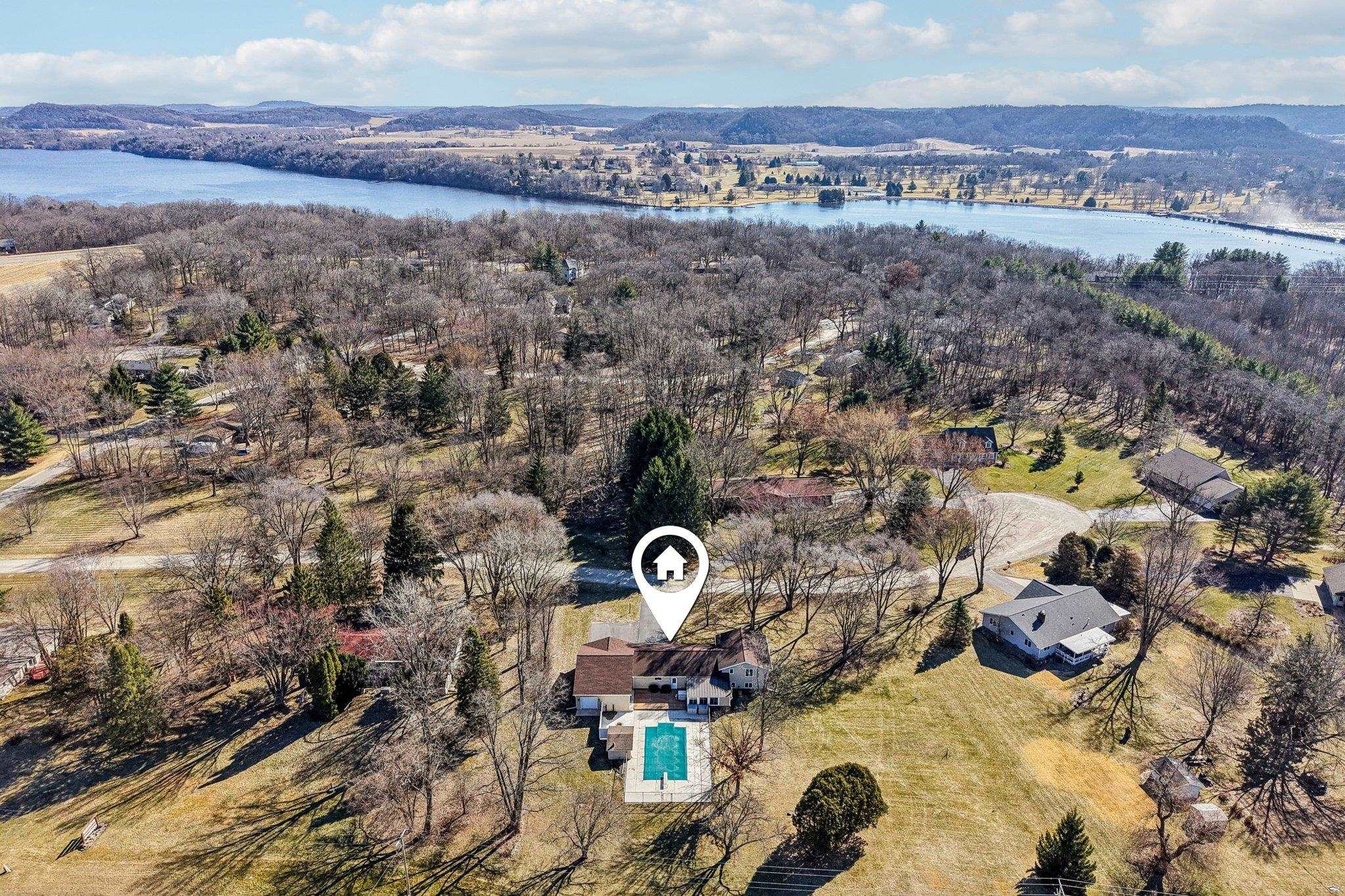 S9061 Meadowdale Road Prairie du Sac, WI 53578 - Photo 65 of 71