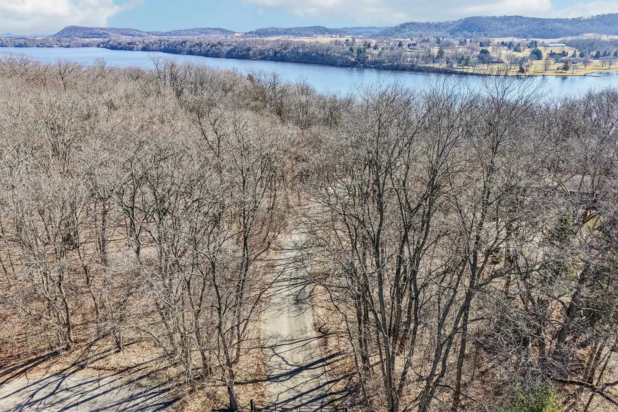 S9061 Meadowdale Road Prairie du Sac, WI 53578 - Photo 68 of 71