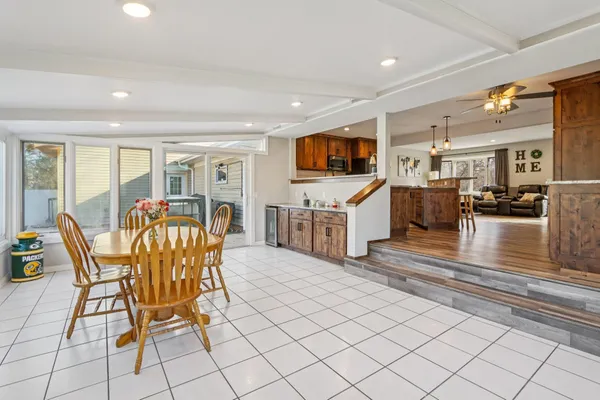 $725,000 | S9061 Meadowdale Road, Prairie du Sac, WI 53578