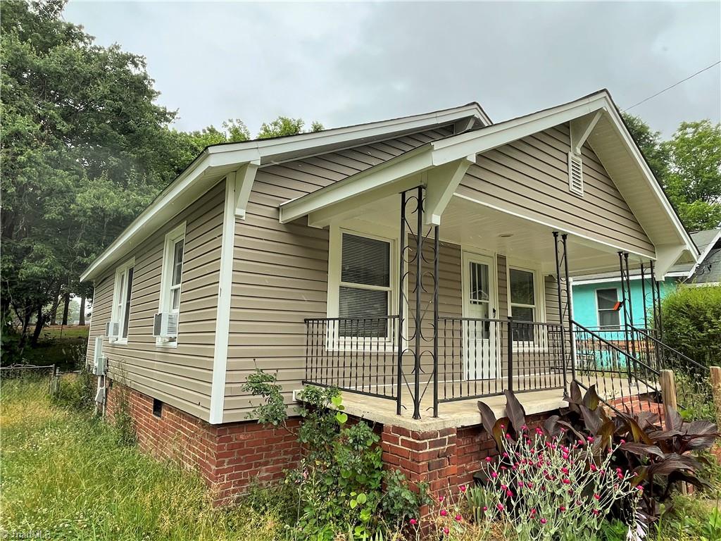810 Carter Street High Point, NC 27260 - Photo 1 of 6 Gallery Image 1