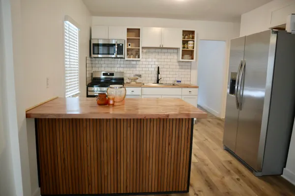 $160,000 | 4001 Virginia Street, Gary, IN 46409