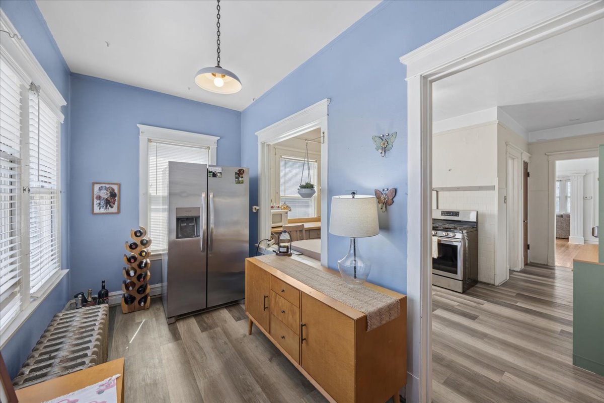367 Bartram Road Riverside, IL 60546 - Photo 13 of 19 Gallery Image 13