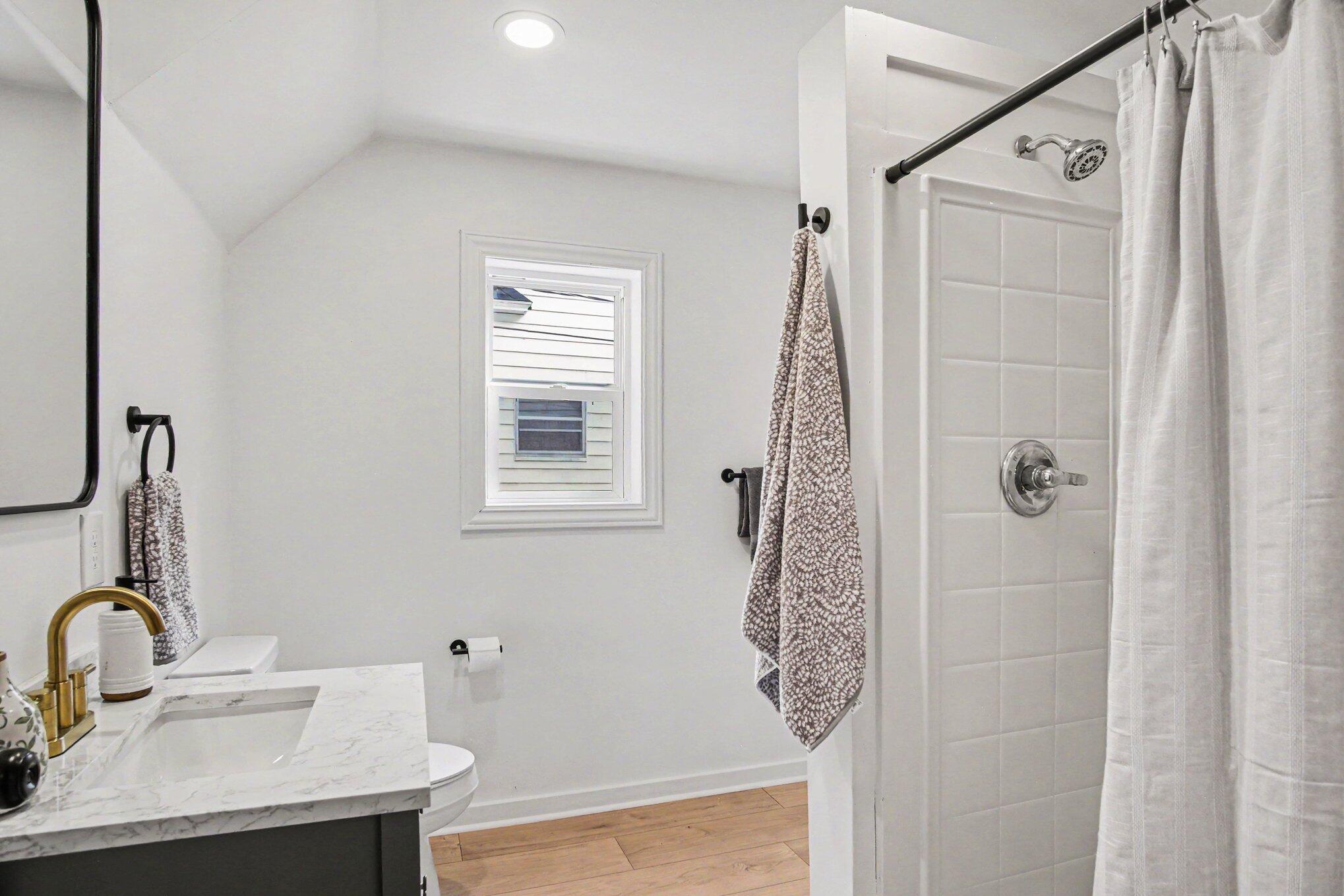 716 South Broas Street Belding, MI 48809 - Photo 16 of 27 016_file_6842