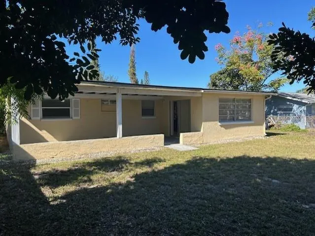 a view of a house with a outdoor space