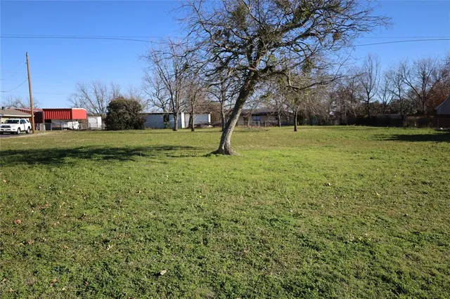 $45,900 | 404 North 5th Street, Godley, TX 76044