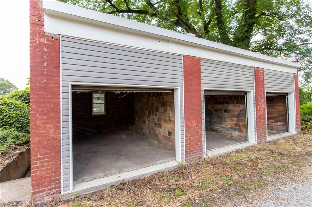 833 Bryn Mawr Road Pittsburgh, PA 15219 - Photo 2 of 11 Gallery Image 2