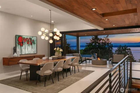 $5,600,000 | 2825 Magnolia Boulevard West, Seattle, WA 98199