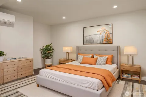 $5,600,000 | 2825 Magnolia Boulevard West, Seattle, WA 98199