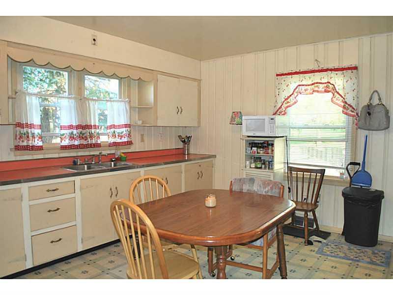 1065 Mercer Road Beaver Falls, PA 15010 - Photo 5 of 15 Kitchen. Spacious eat-in kitchen