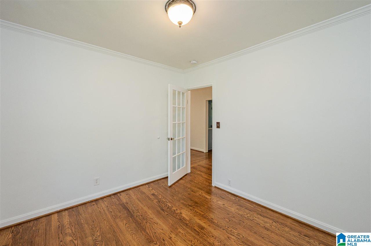 1409 Overlook Road Birmingham, AL 35209 - Photo 29 of 33