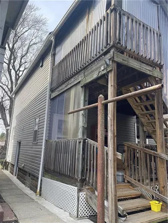 $50,000 | 100 5th Avenue, Sharon, PA 16146