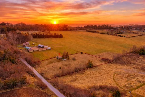 $150,000 | E5121 Lovers Lane, Kewaunee, WI 54216