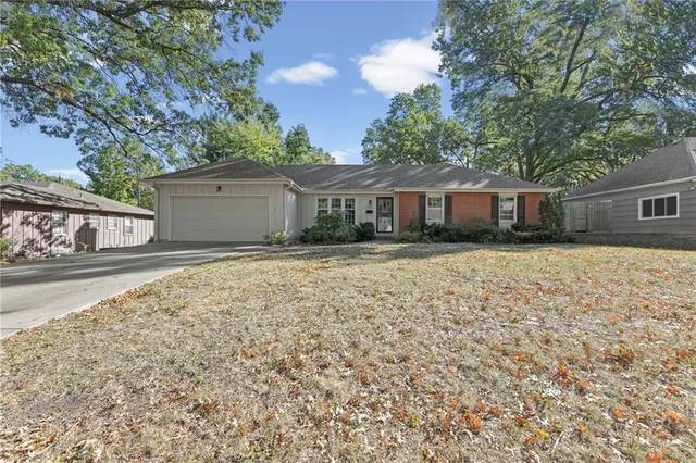 $340,000 | 7909 Lamar Avenue, Prairie Village, KS 66208